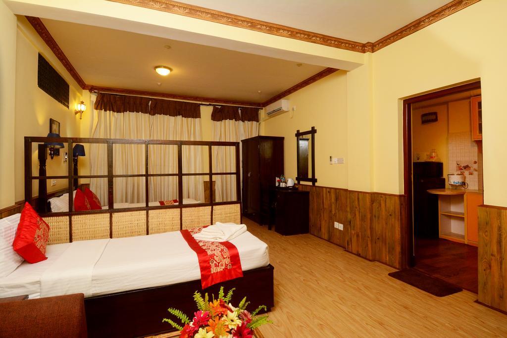 Dream Nepal Hotel&Apartment Kathmandu Buitenkant foto